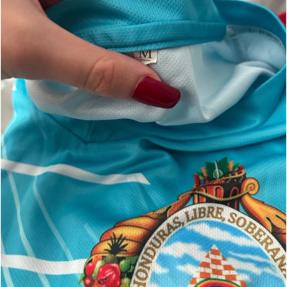 Honduras Top - Picture 4 of 4